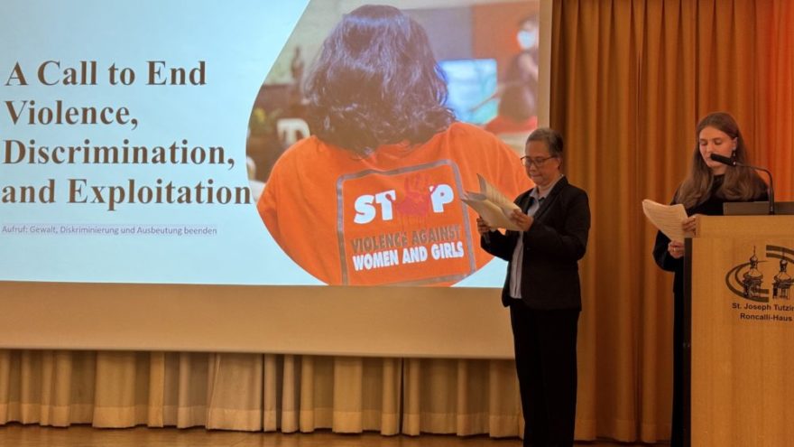 Vortragsabend zur Weltmission 1 251008 Missio SrAilyn Manila RN03 - Am 8. Oktober 2025, im Monat der Weltmission, durften wir einen ganz besonderen Vortragsabend erleben: Zu Gast war Sr. Ailyn Binco von den Good Shepherd Sisters aus Manila auf den Philippinen. Sie arbeitet in einem Schutzhaus für schwer traumatisierte Mädchen und Frauen – einem Ort, der nicht nur Schutz bietet, sondern auch Hoffnung, Bildung und Heilung ermöglicht.