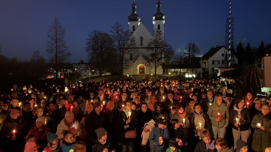 2026 02 27 Lichterkette 1 - Veranstaltungen Aktuelle Artikel